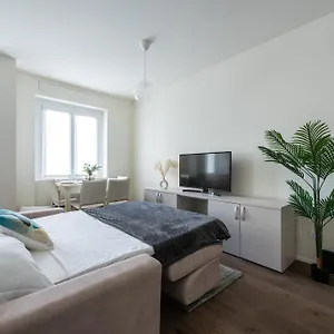  Apartment We - Santa Sofia House, Duomo Italien